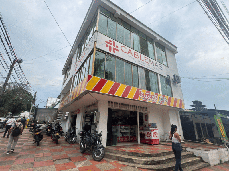 Local comercial SB012
